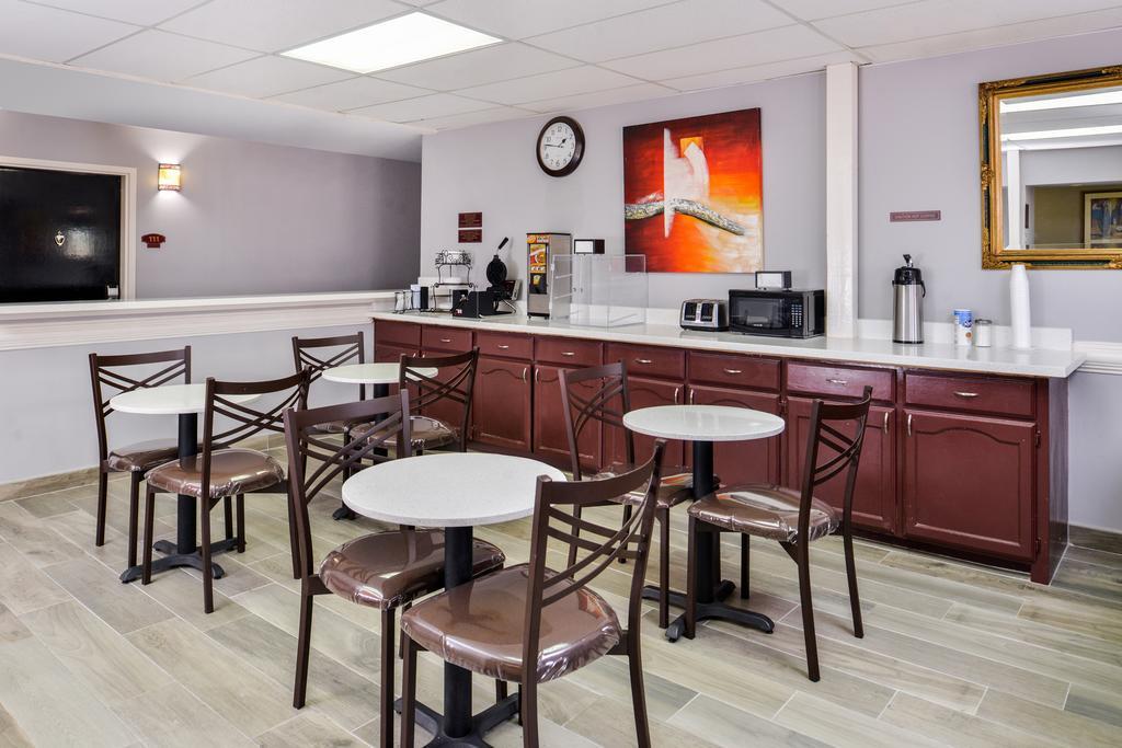 Express Inn Weslaco/Mercedes Exterior photo